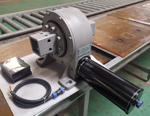 Mua 42CrMo Electric Slew Drive Enlcosed House Slewing Ring Drive online manufacture